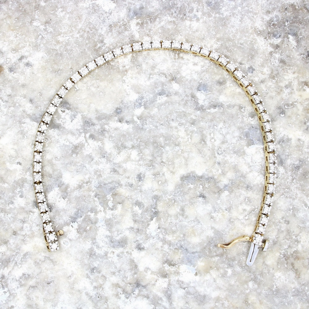 9ct Yellow Gold 2.00cts Diamond Line Tennis Bracelet