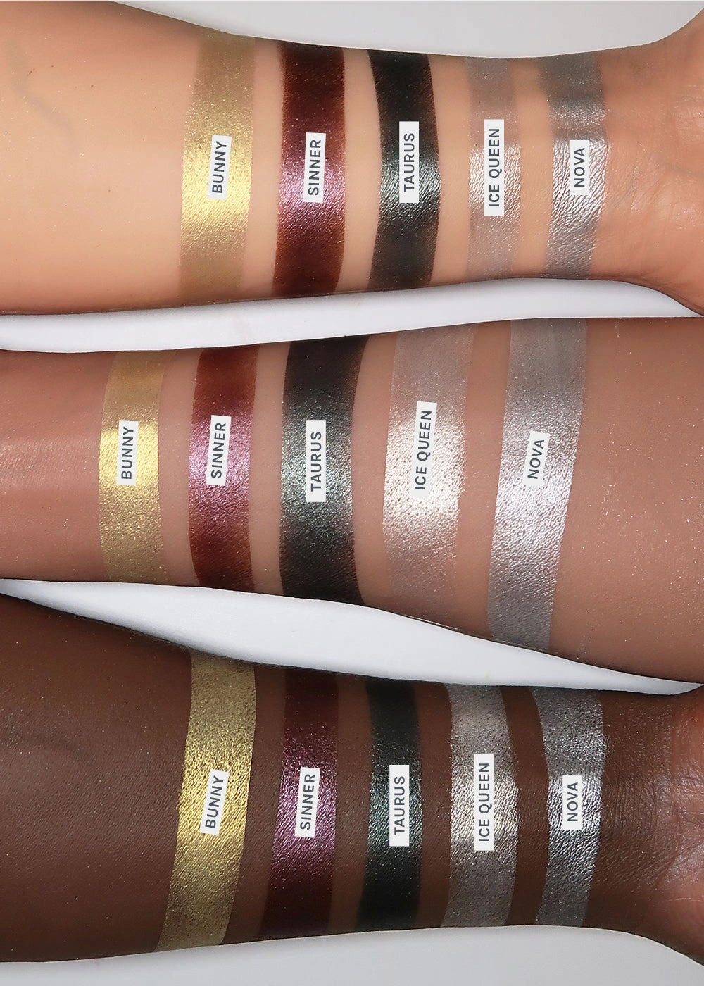 AOA Single Pressed Eyeshadow - Bunny