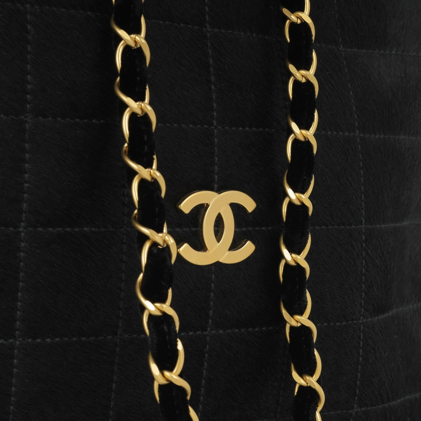 Chanel - Vintage Chocolate Bar Drawstring Tote - Black Pony Hair BGHW - 2000 - Pre-Loved