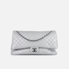 Chanel - XXL Airline Flap - Metallic Silver RHW - 2016/17 - Pre-Loved