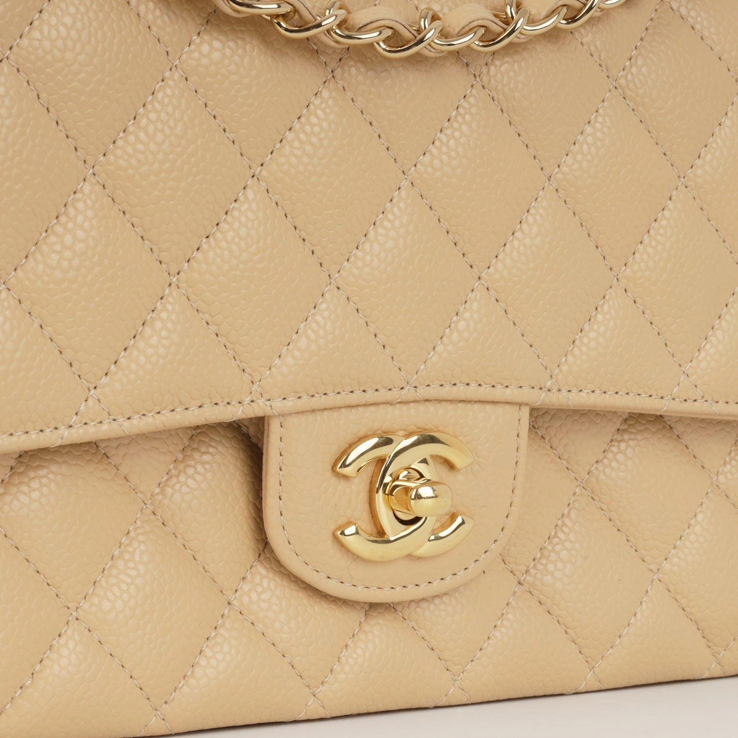 Chanel Chanel - Medium Classic Flap - Beige Caviar GHW - 2015 - Pre-Loved