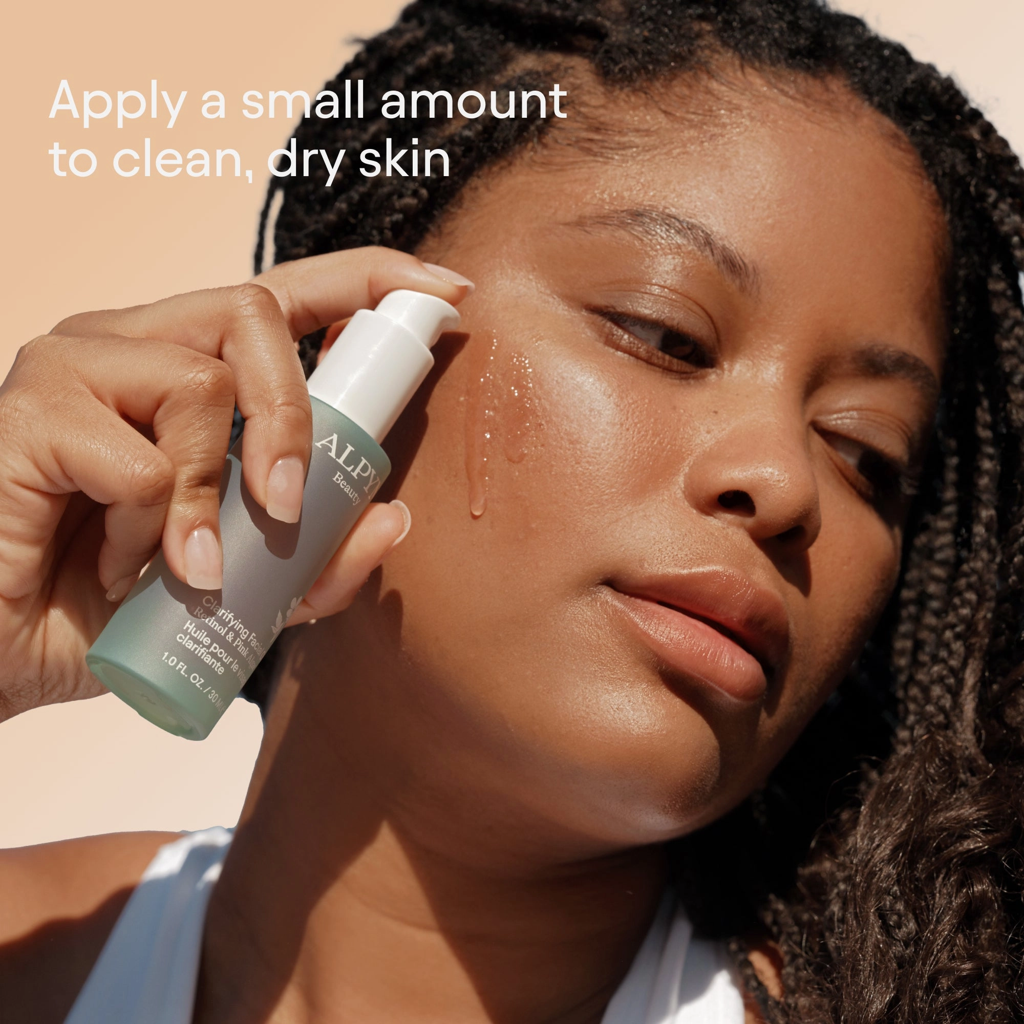 Clarifying Facial Oil With Retinol & Pink Algae