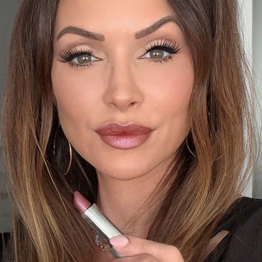 Dahling Crme | A Pale Rosy Mauve with Frosted Shimmer Lipstick