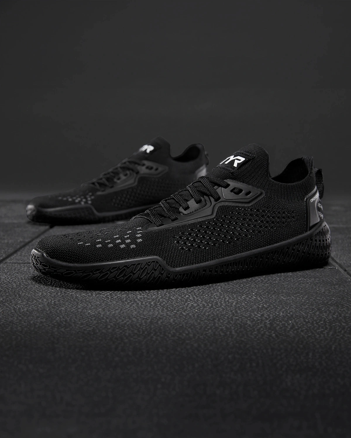 Dropzero Barefoot Trainer
