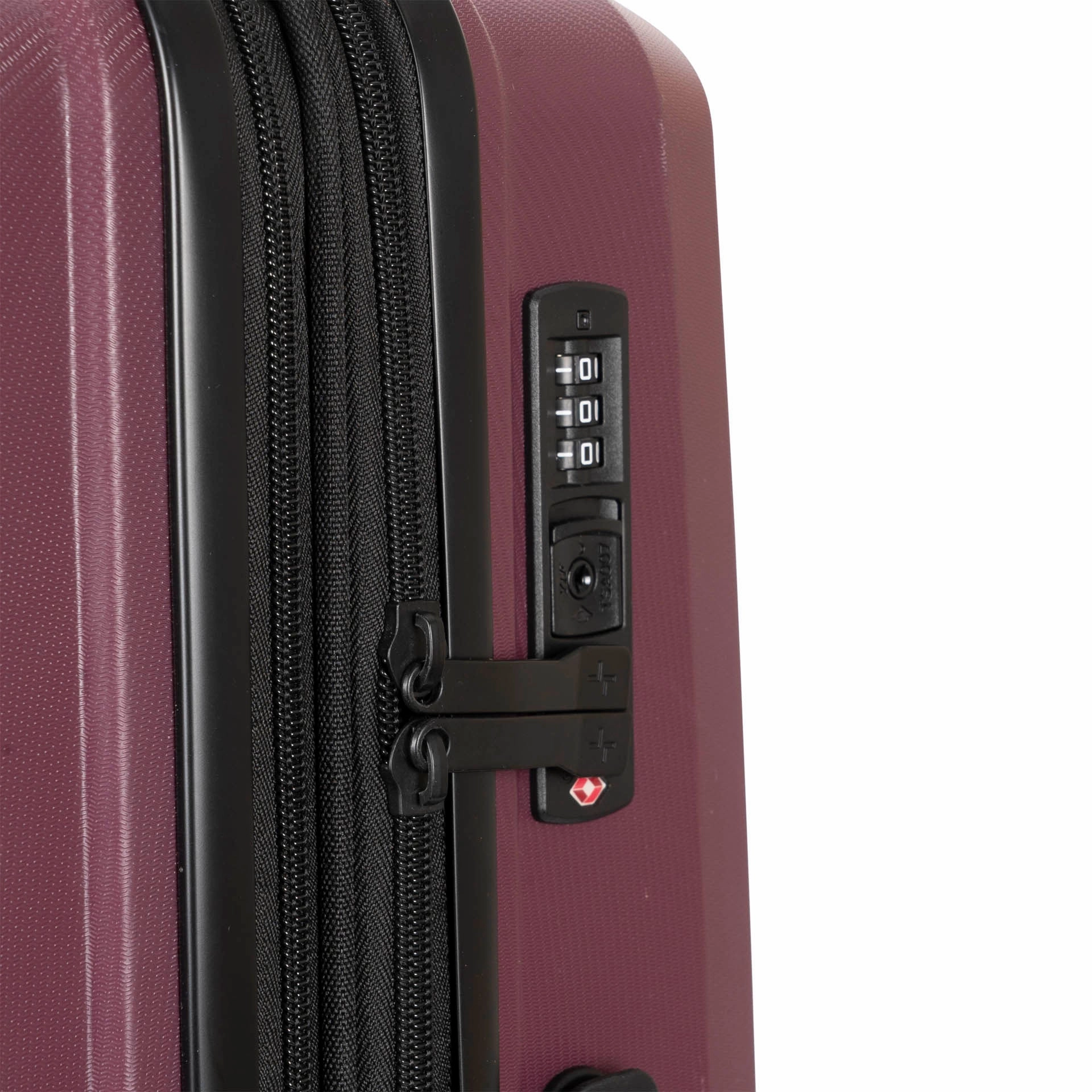 Dynamo Hardside 27" Luggage
