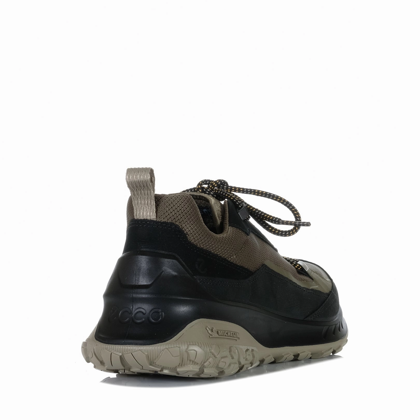 Ecco Ult-Trn 824254 Tarmac