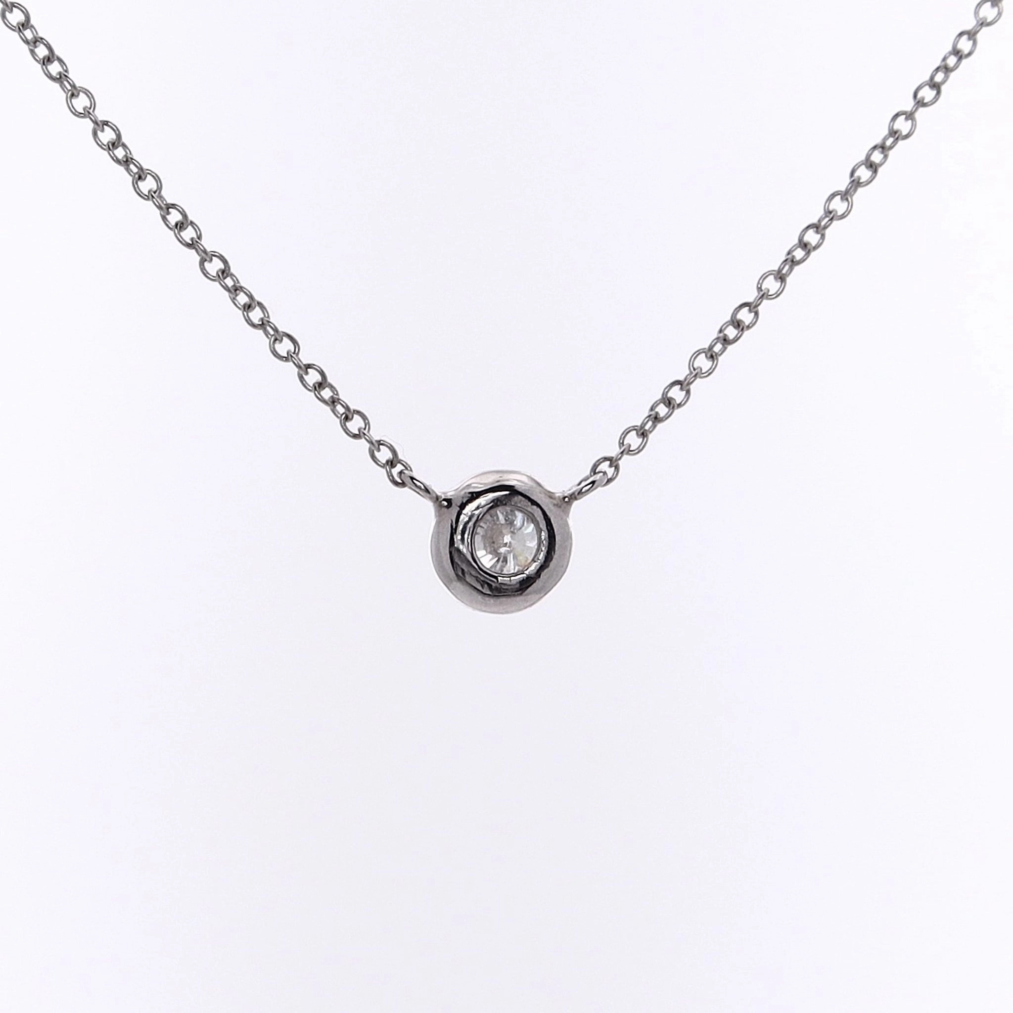 Estate 14 Karat White Gold Solitaire Diamond Pendant Necklace
