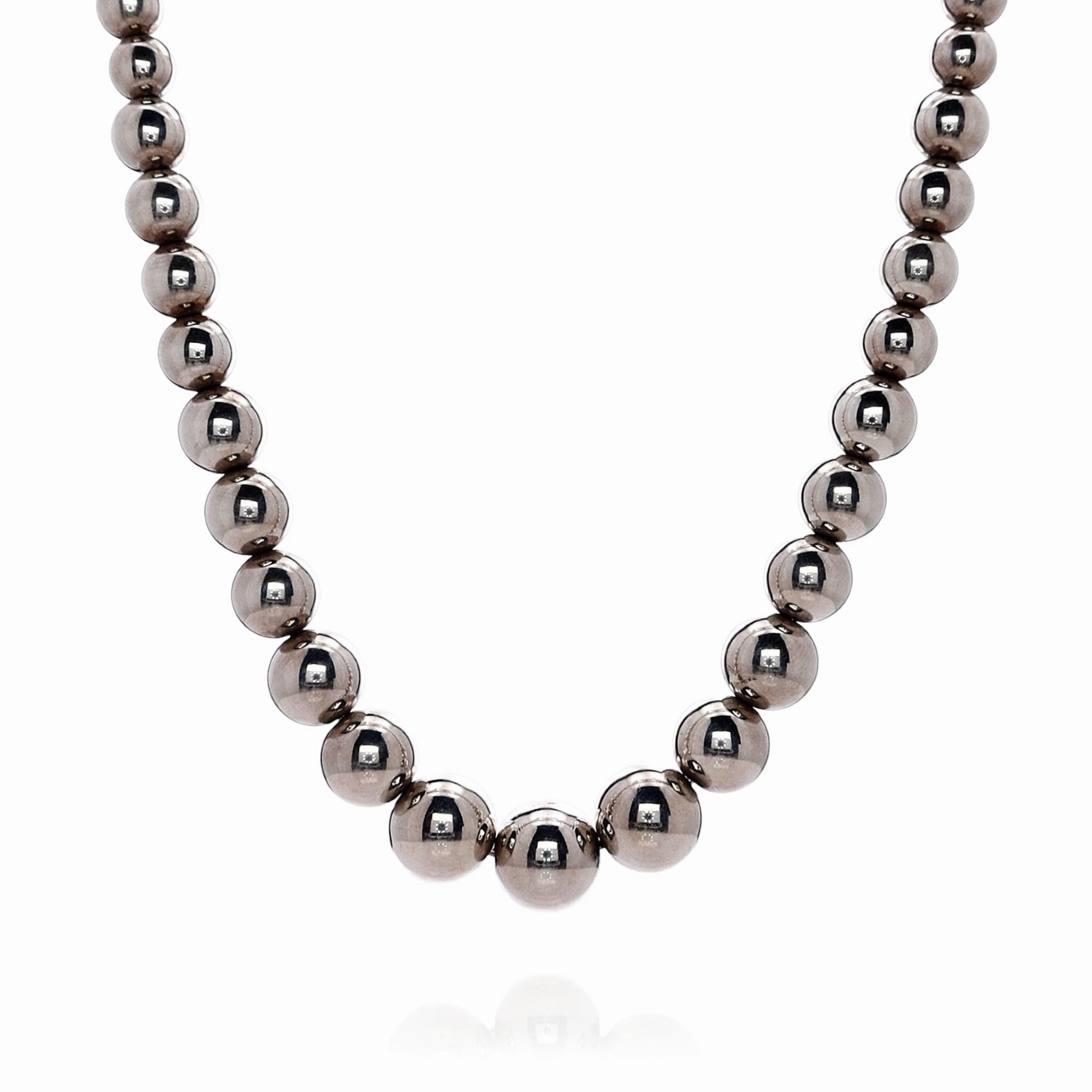 Estate Tiffany & Co Sterling Silver 16" Graduated Polished Bead Necklace