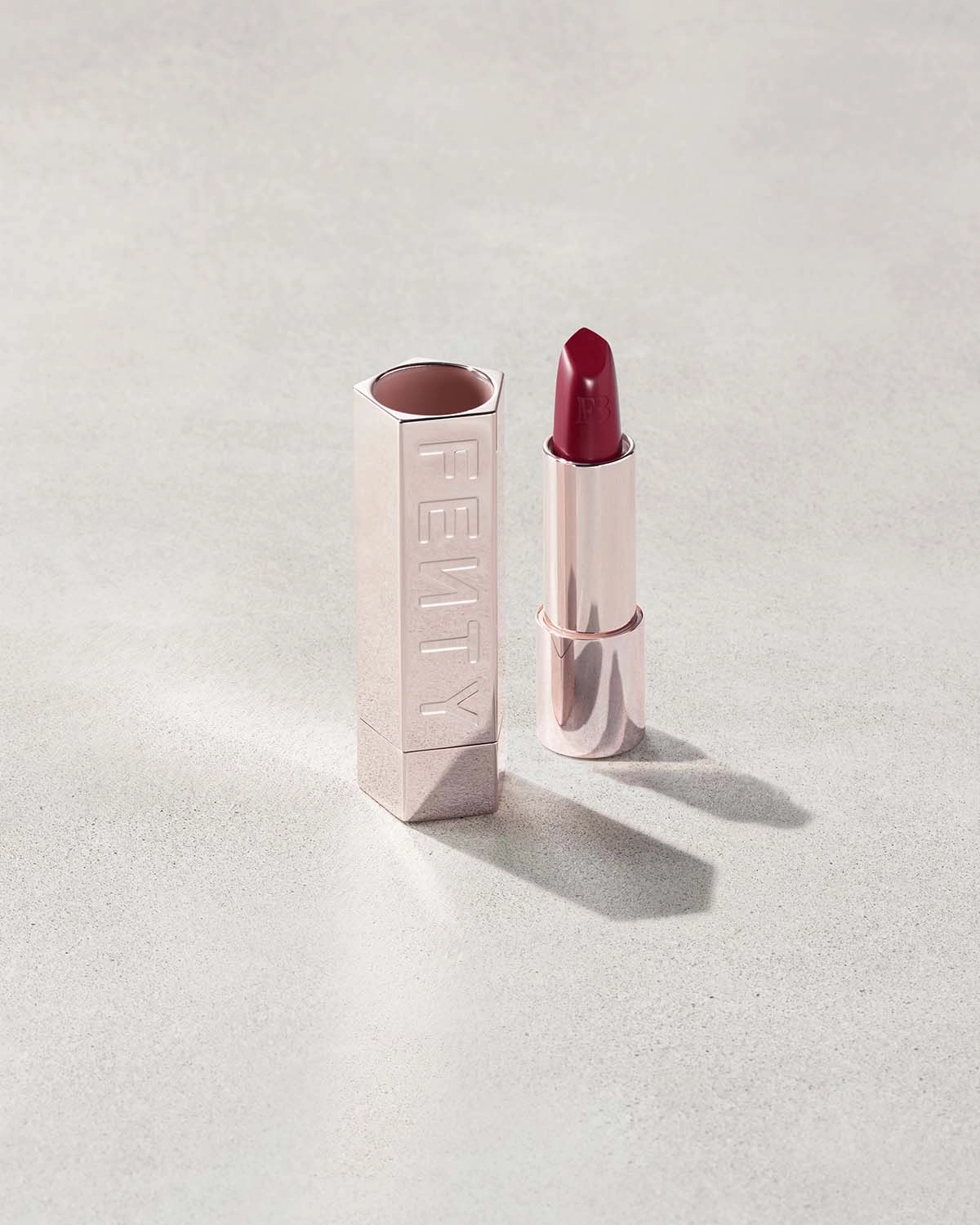 Fenty Icon The Fill Semi-Matte Refillable Lipstick ?? Crowd Surf'r