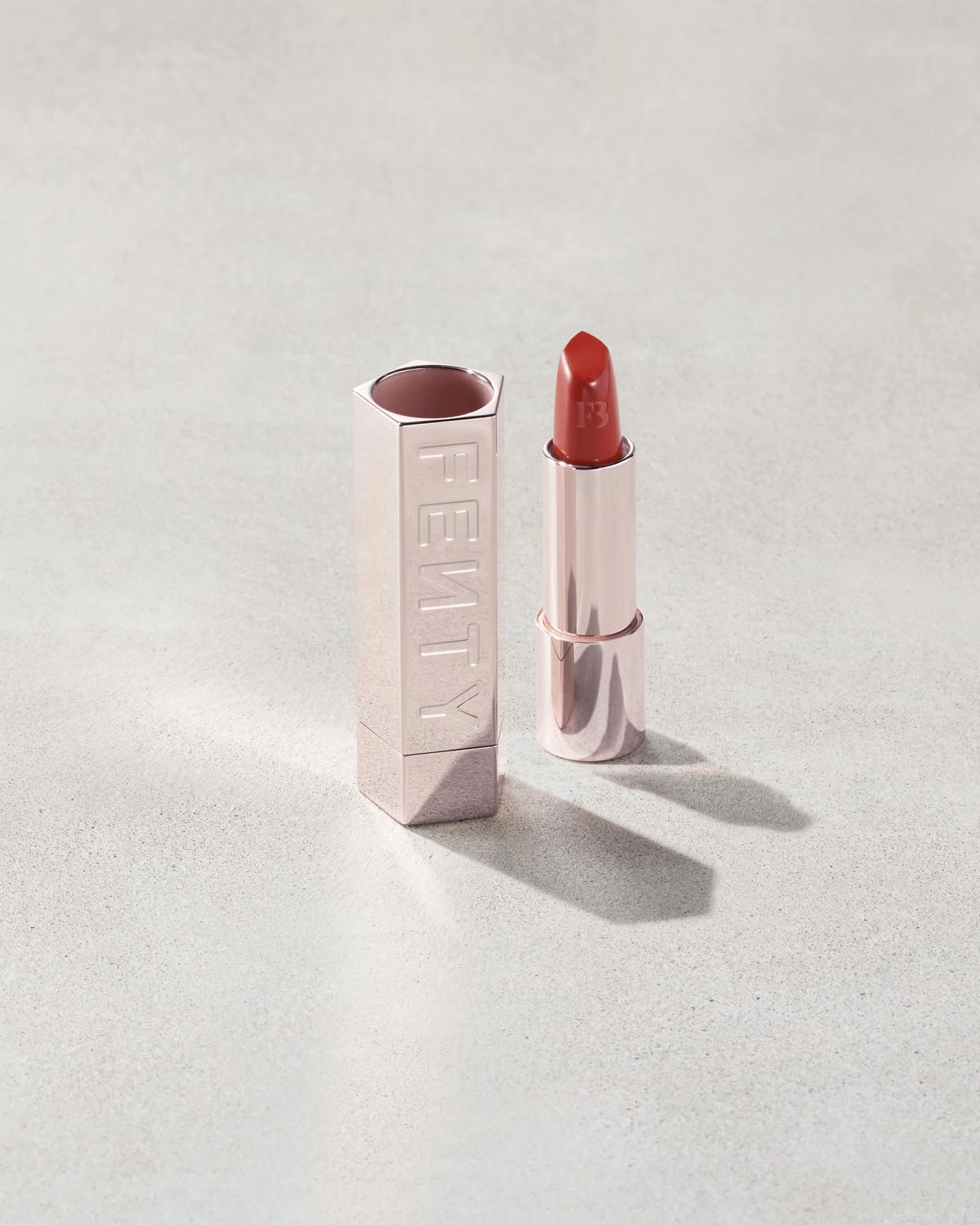 Fenty Icon The Fill Semi-Matte Refillable Lipstick ?? Grill Mast'r