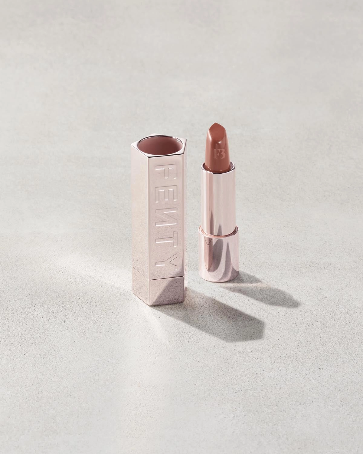 Fenty Icon The Fill Semi-Matte Refillable Lipstick ?? Major Magnate