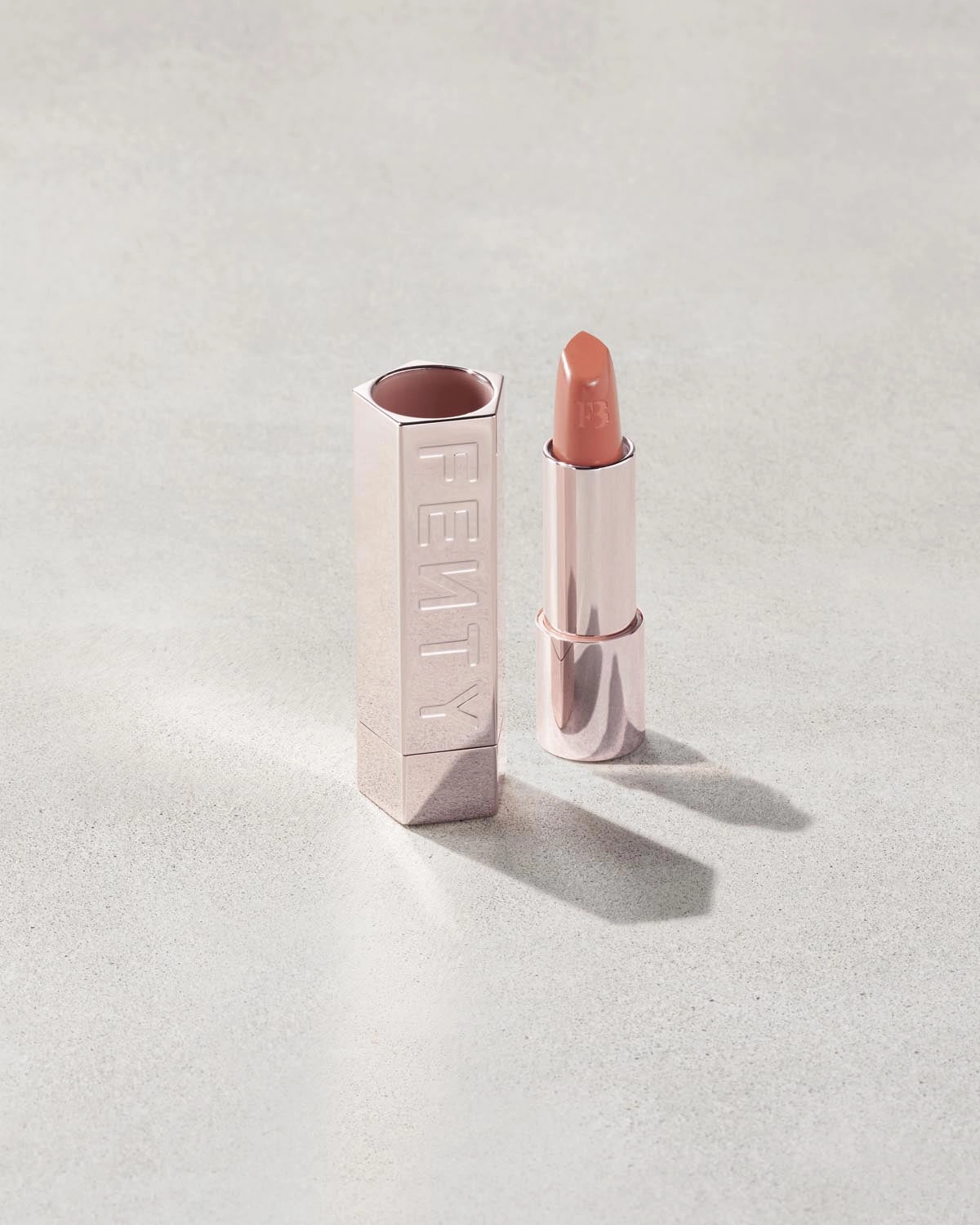 Fenty Icon The Fill Semi-Matte Refillable Lipstick ?? Pose Queen
