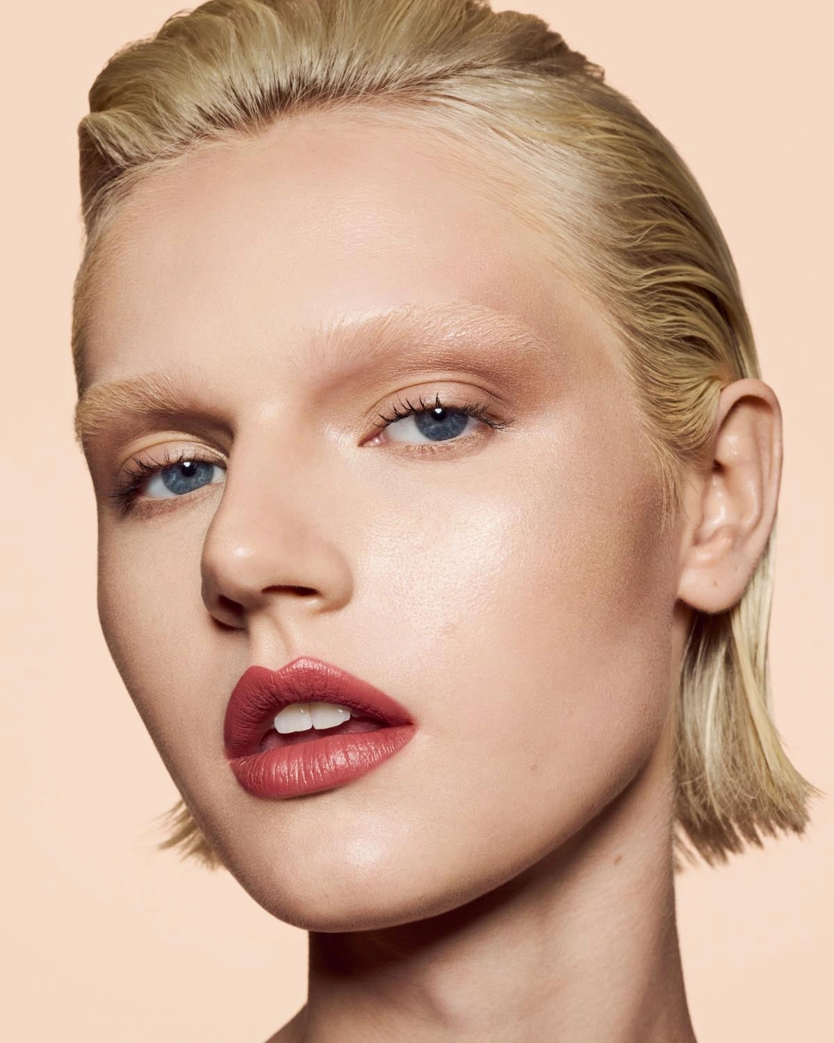 Fenty Icon The Fill Semi-Matte Refillable Lipstick ?? Scholar Sista