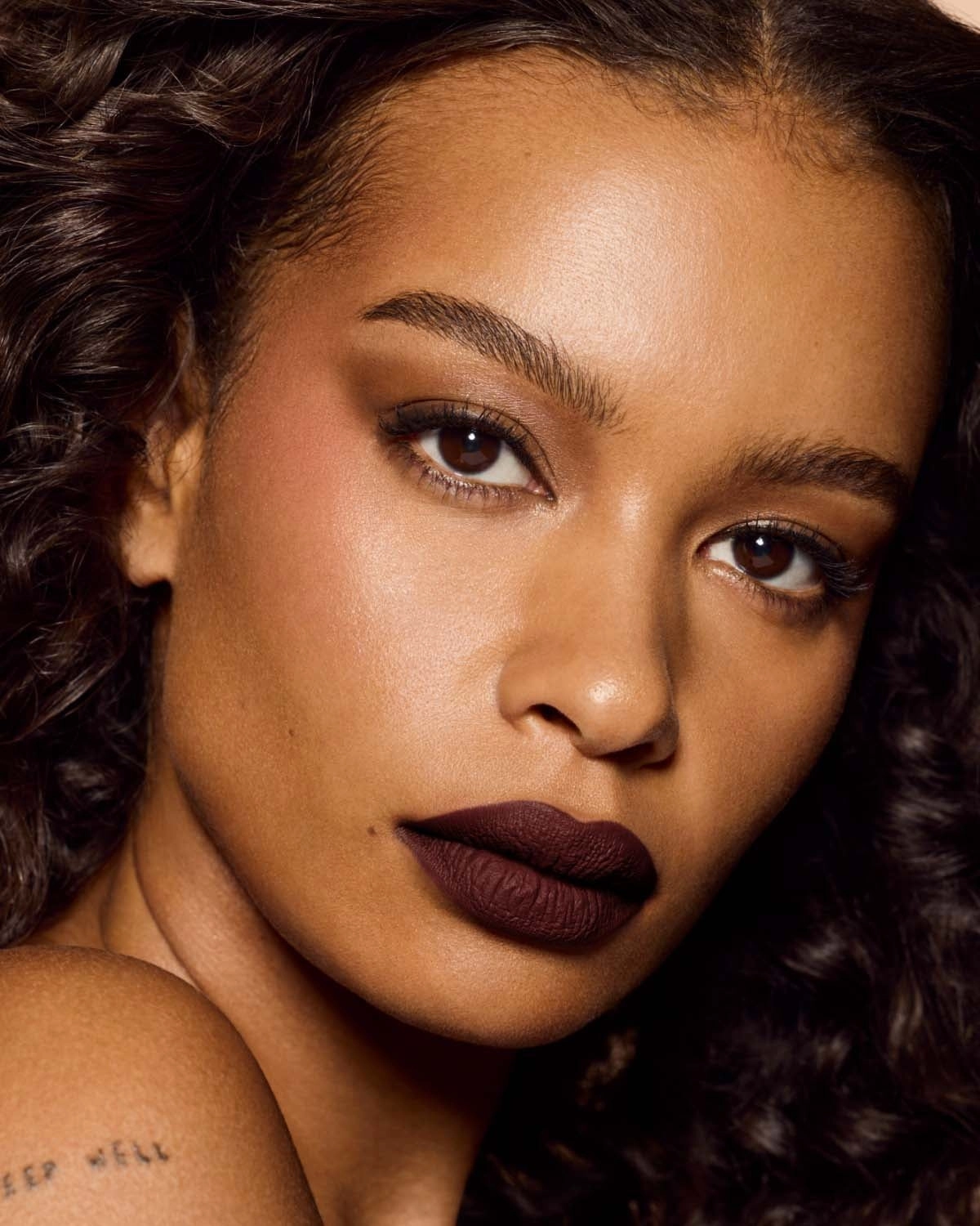 Fenty Icon Velvet Liquid Lipstick ?? Wicked Whine