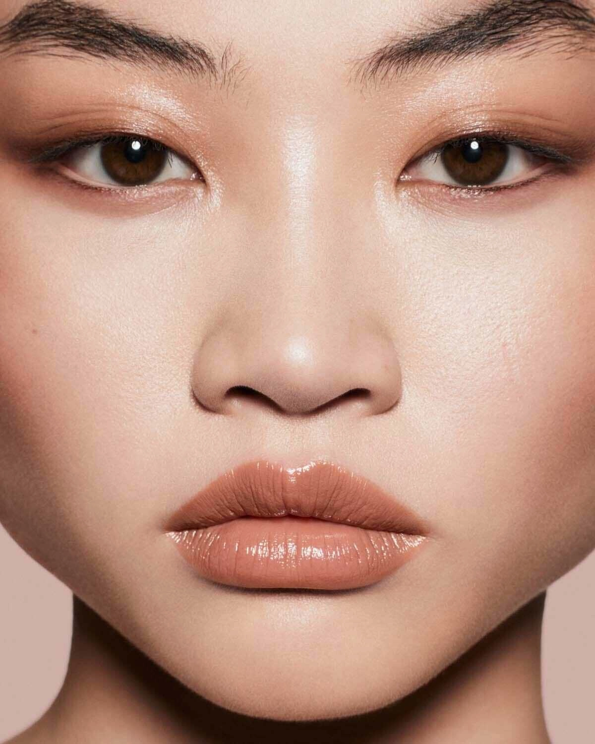 Gloss Bomb Stix High-Shine Gloss Stick ?? Sorta Selfi$h