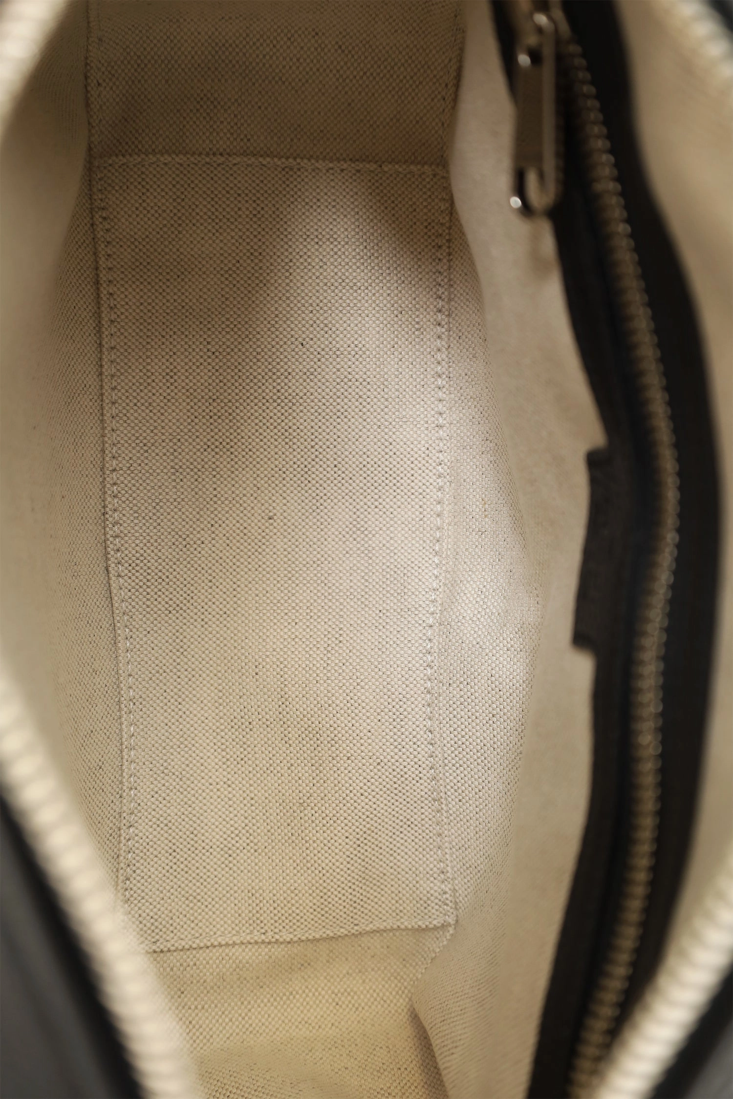 Gucci Black Leather Jumbo GG Crossbody Bag Mens
