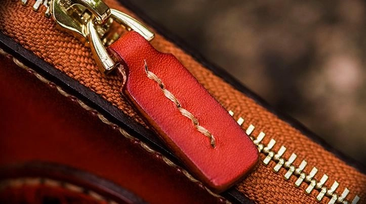 Handmade Leather Small Tibetan Tooled Mens billfold Wallet Cool Chain Wallet Biker Wallet for Men