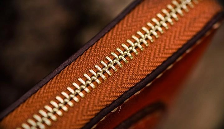 Handmade Leather Small Tibetan Tooled Mens billfold Wallet Cool Chain Wallet Biker Wallet for Men
