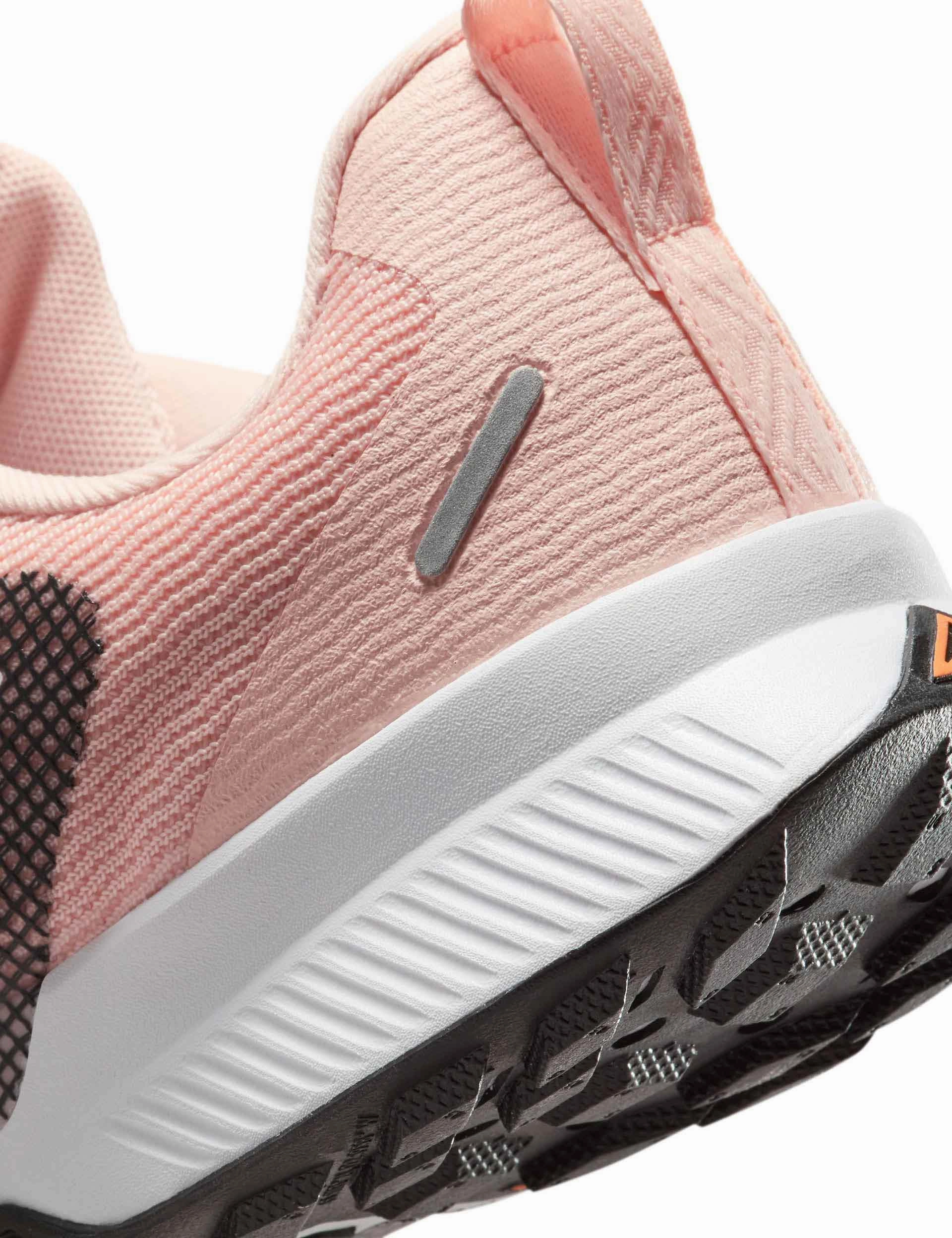 Juniper Trail 3 Shoes - Washed Coral/Phantom/University Gold