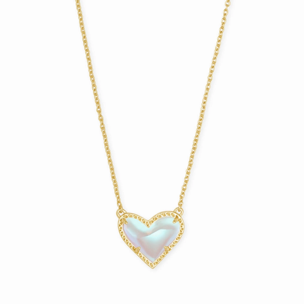 Kendra Scott Ari Heart Gold Pendant Necklace