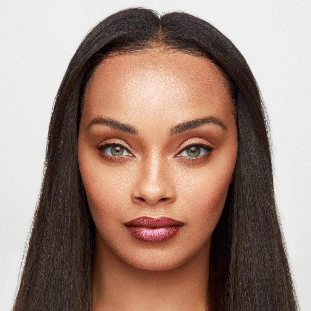 Legendary Crme | A Rich Frosted Berry with Multifaceted Shimmer Lipstick