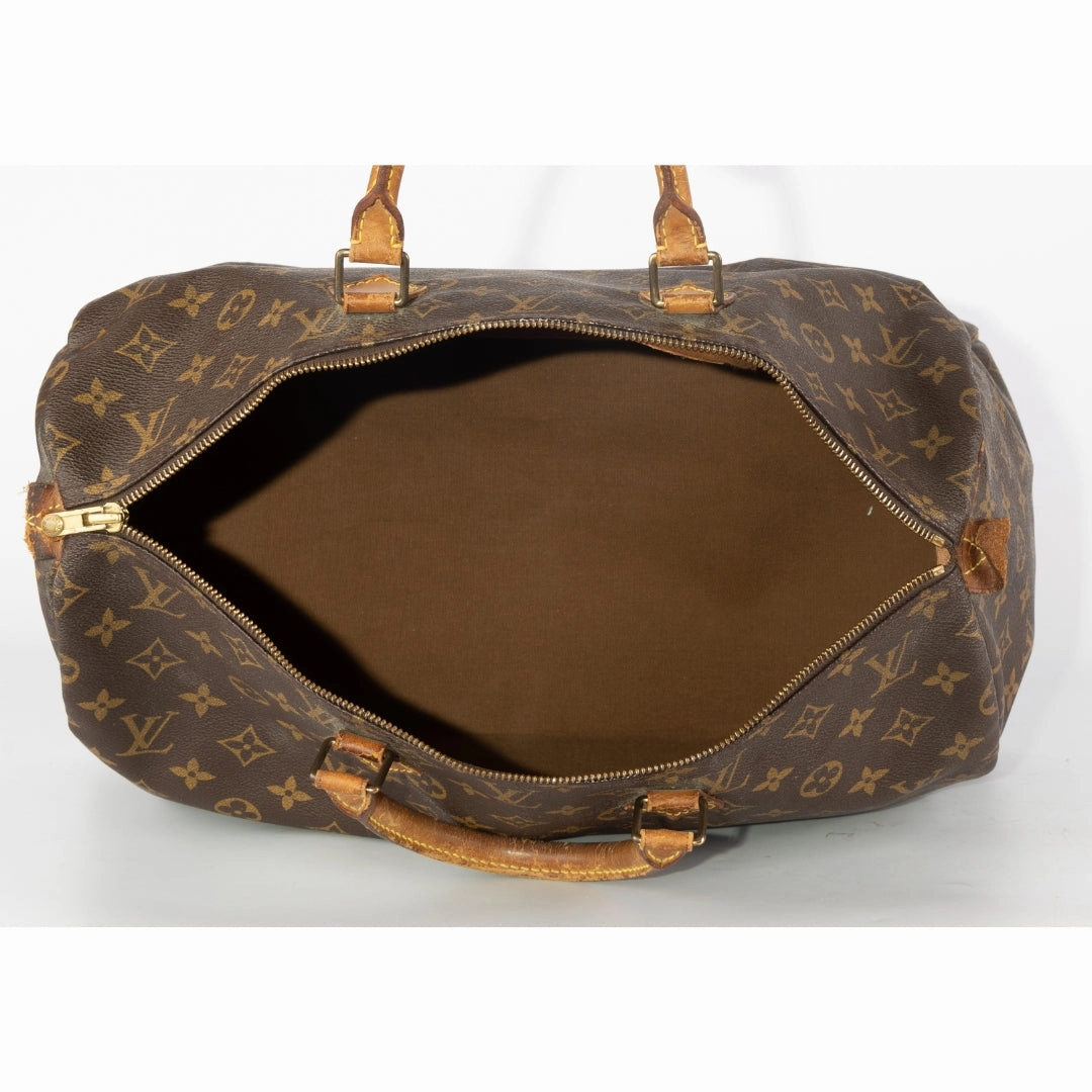 Louis Vuitton Monogram Canvas Speedy 40 Bag