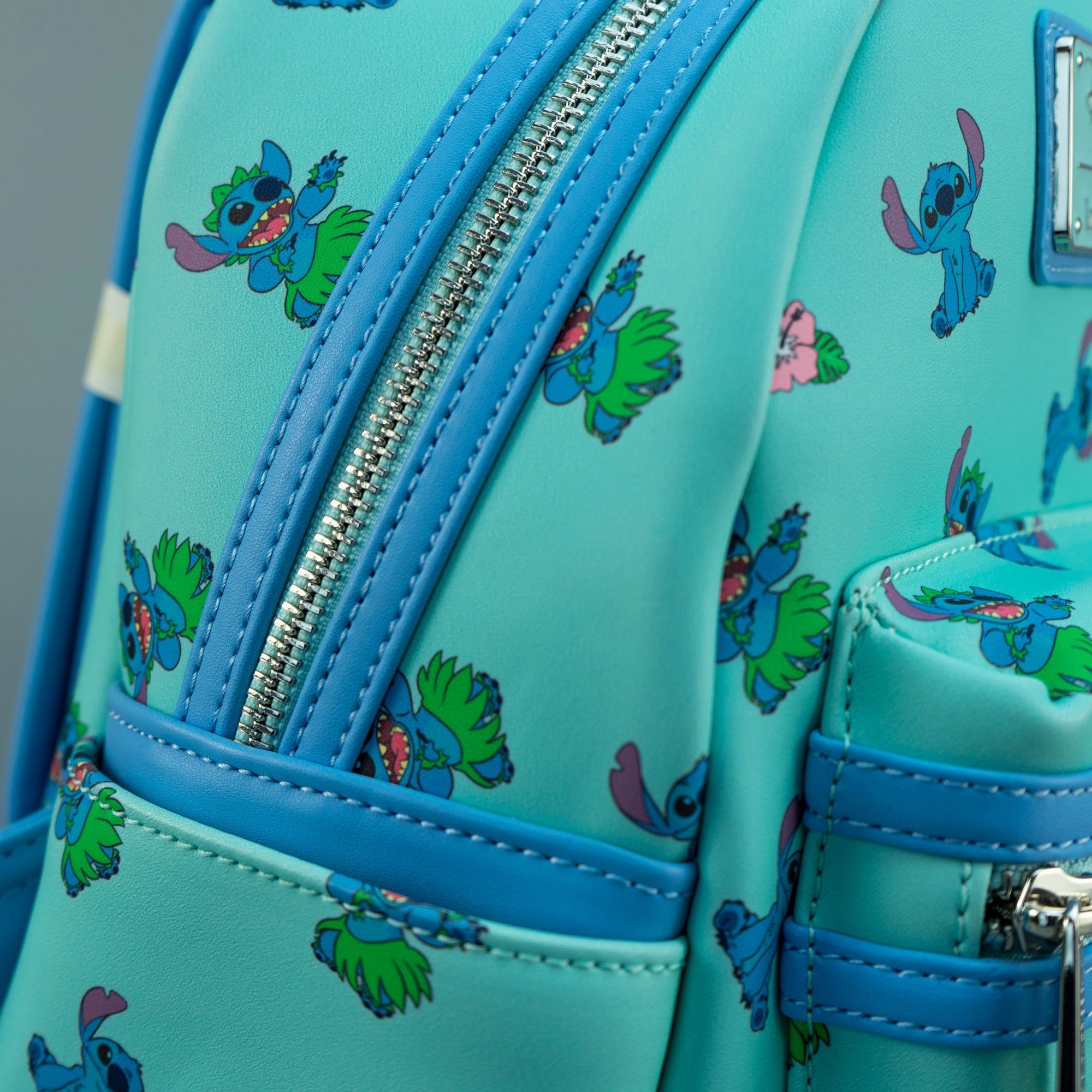 Loungefly x Disney Lilo and Stitch - Stitch Hula Print Mini Backpack