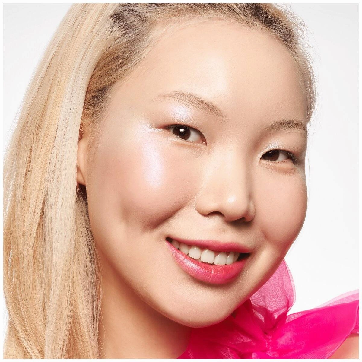 Meta Glow Colour Changing Lipstick