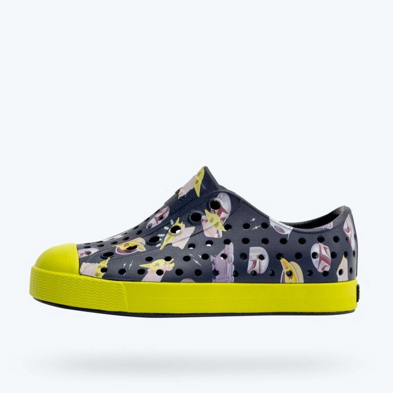 Native Shoes Regatta Blue/Chartreuse Green/Mando AOP Jefferson Star Wars? Print Shoe