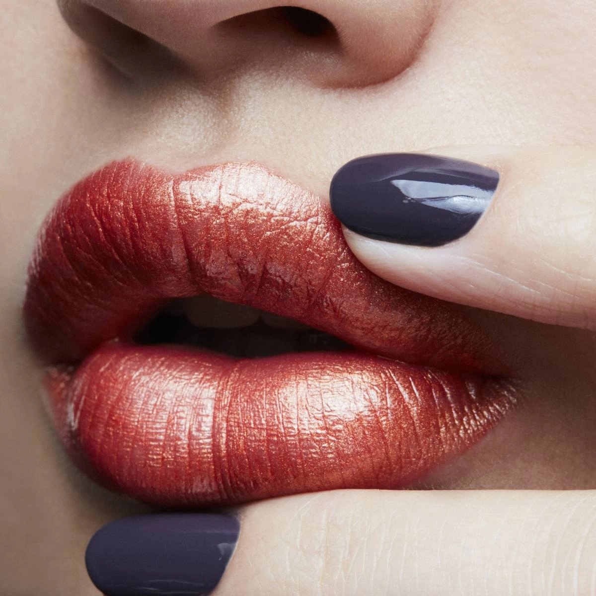 New Frost Lipstick