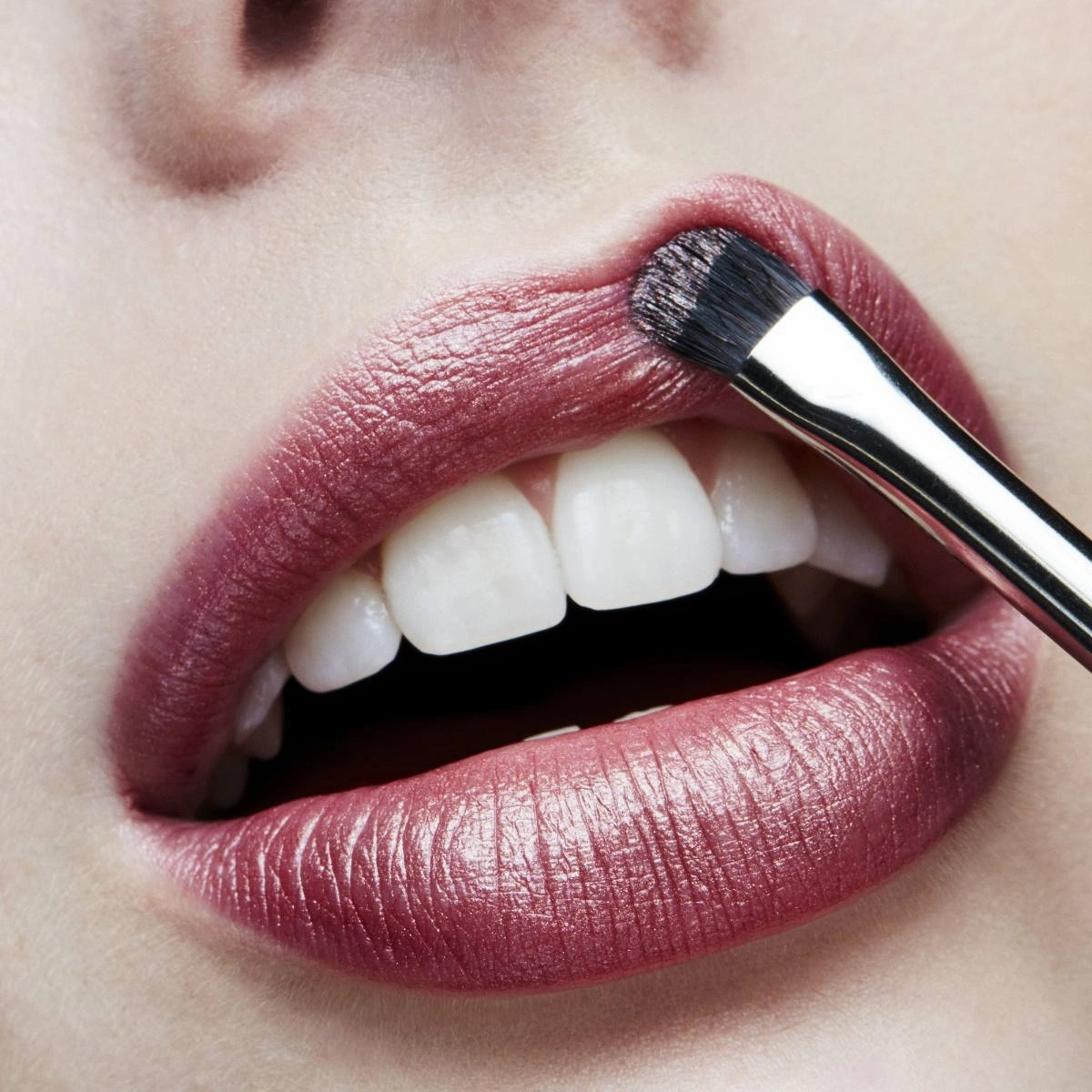 New Frost Lipstick
