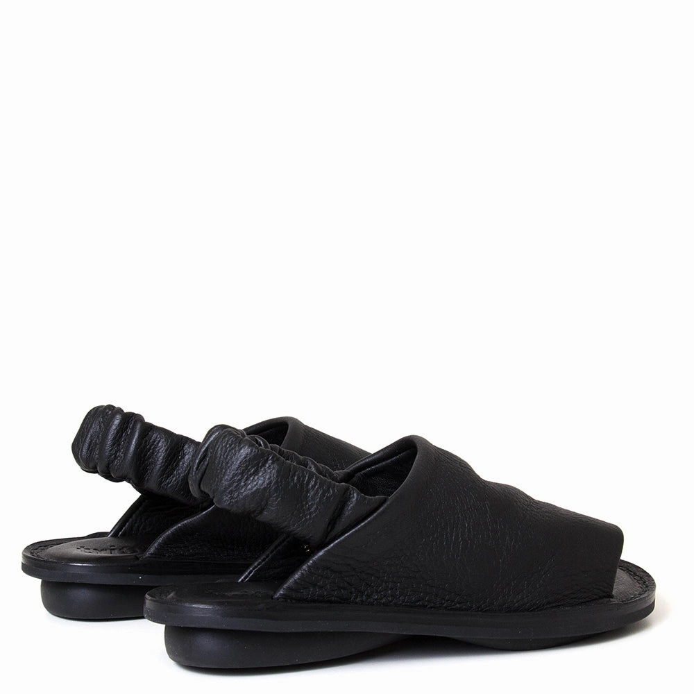 Nudge Women's Leather Sandal