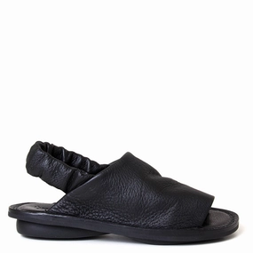 Nudge Women's Leather Sandal
