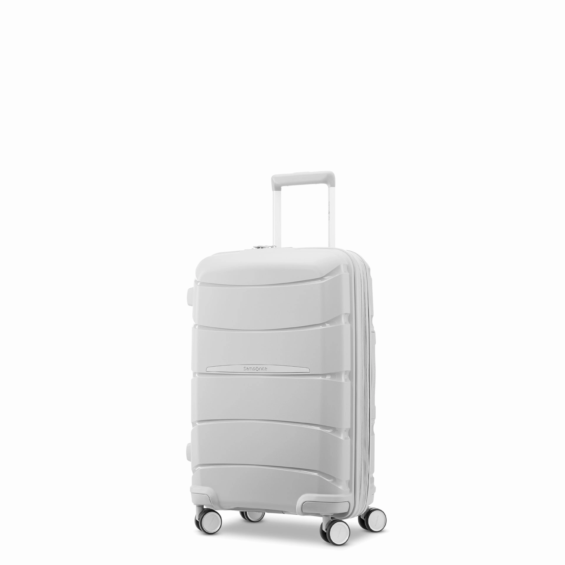 Outline Pro Hardside 21.5" Carry-on