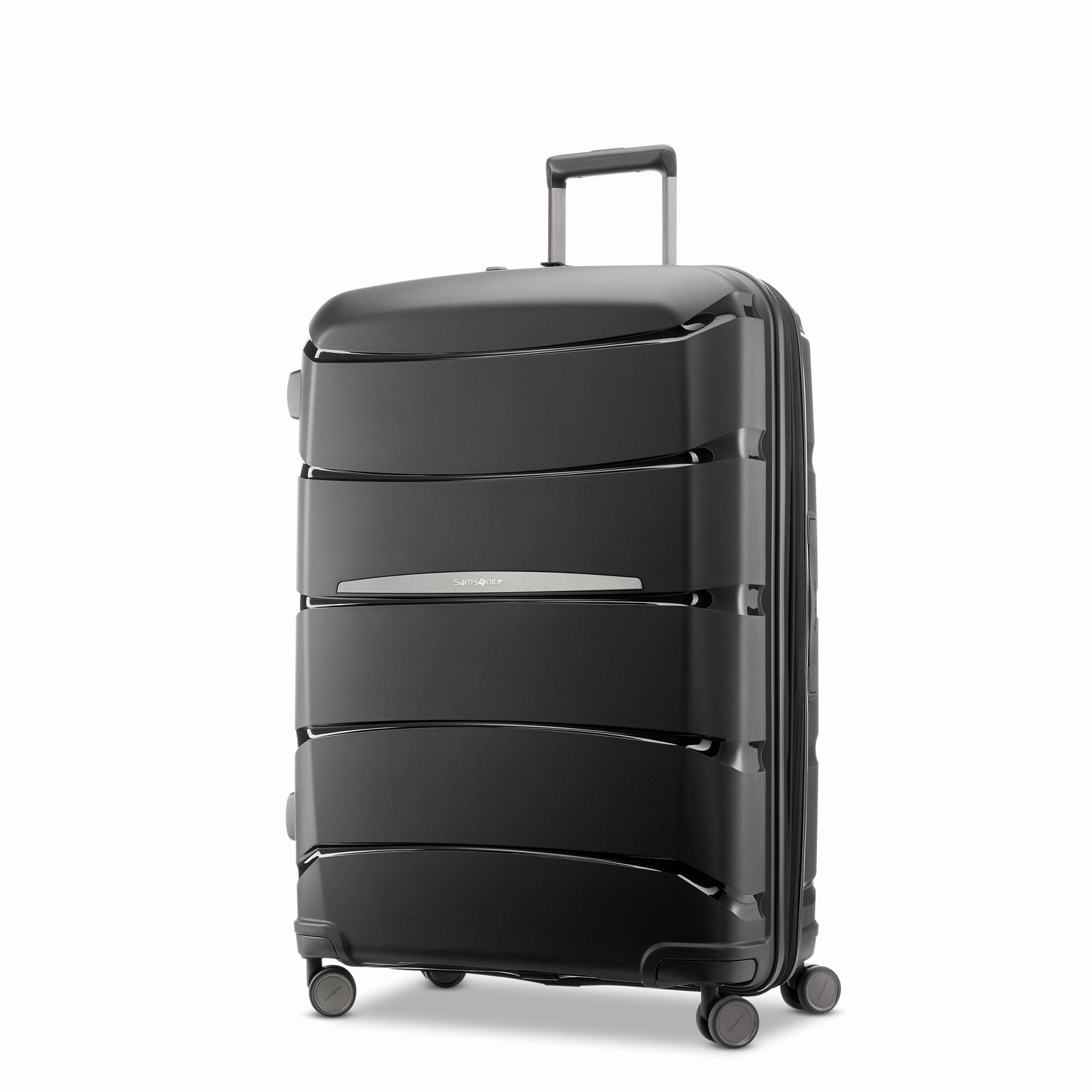 Outline Pro Hardside 29" Luggage