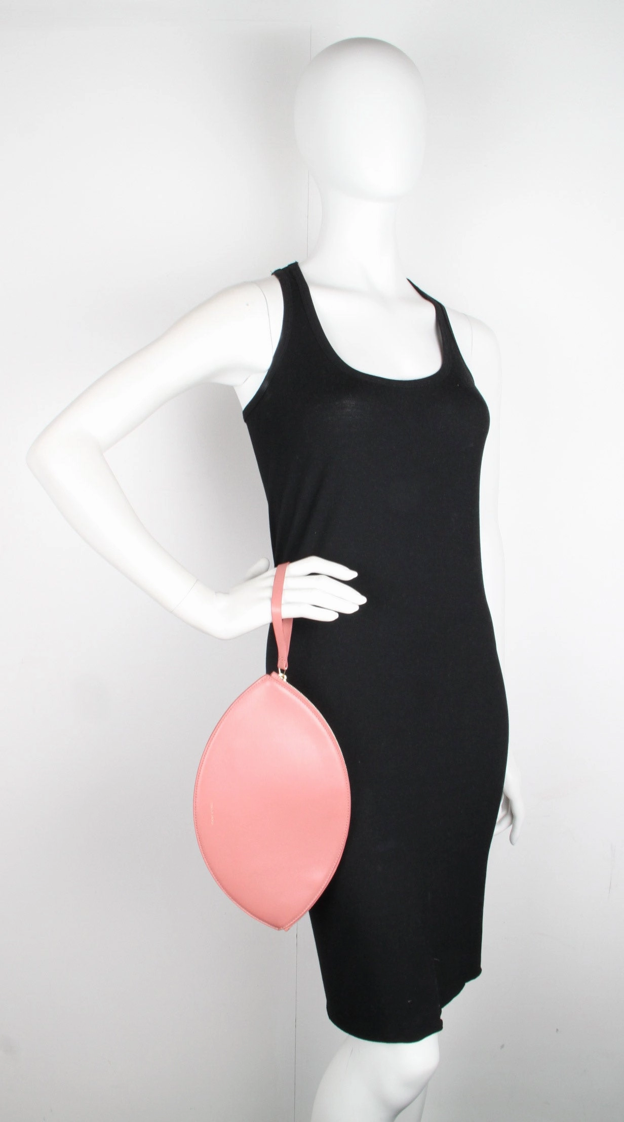 Oval Clutch Lamb, Blush