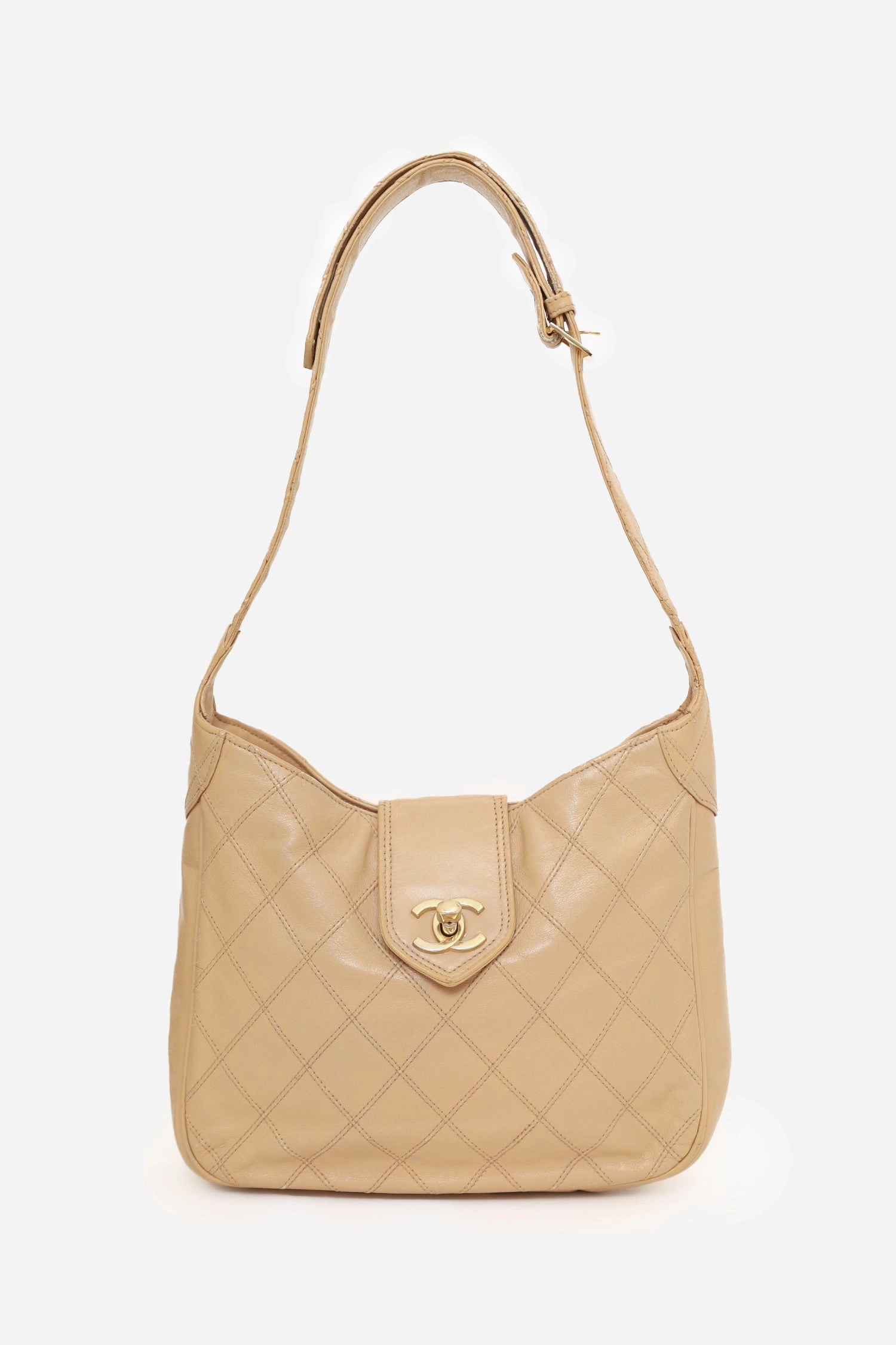 Pre-Loved Chanel? 1986-88 Beige Quilted Lambskin CC Hobo Shoulder Bag with Pouch