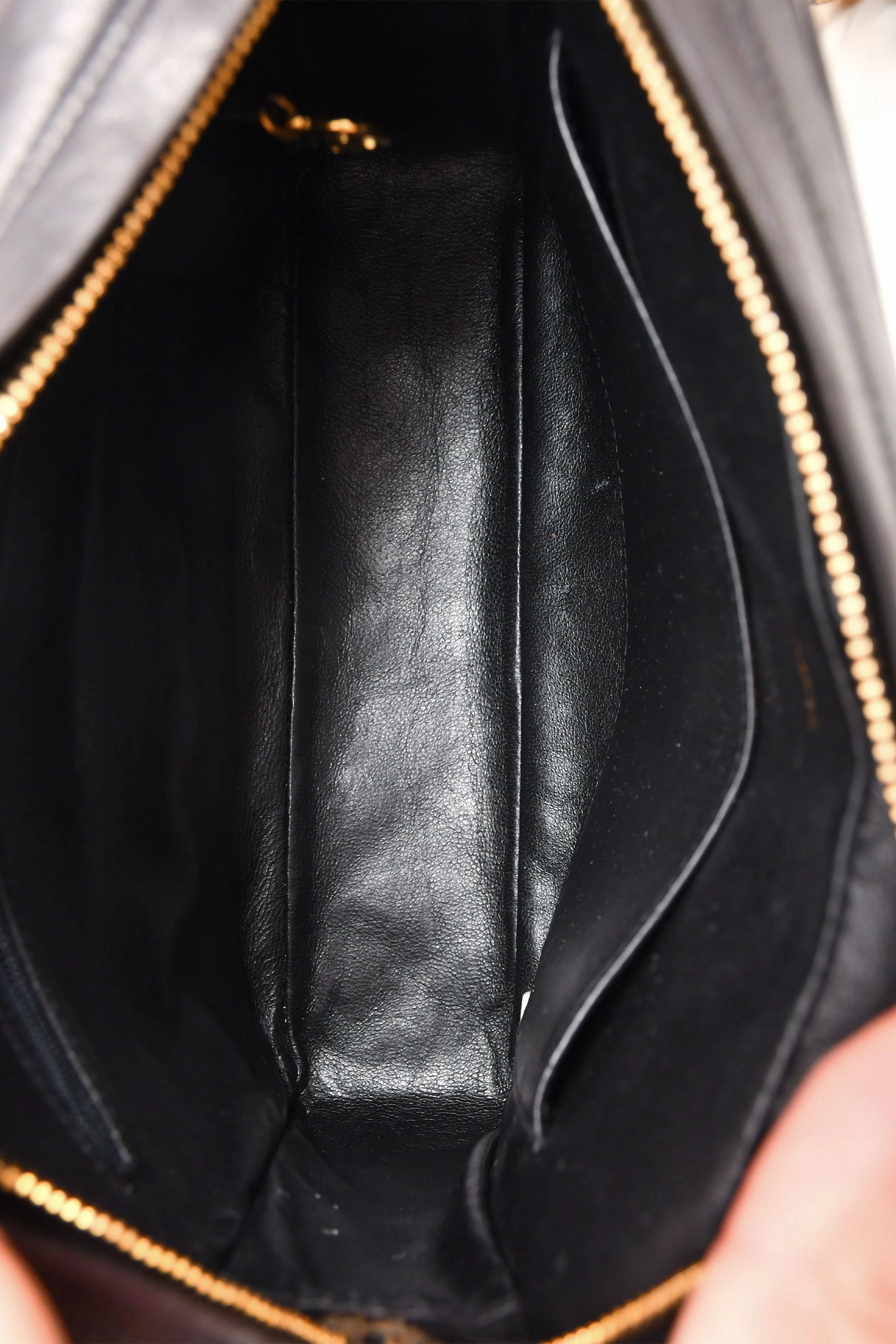 Pre-Loved Chanel? 1991-4 Black Leather Quilted Turn Lock Camera Crossbody