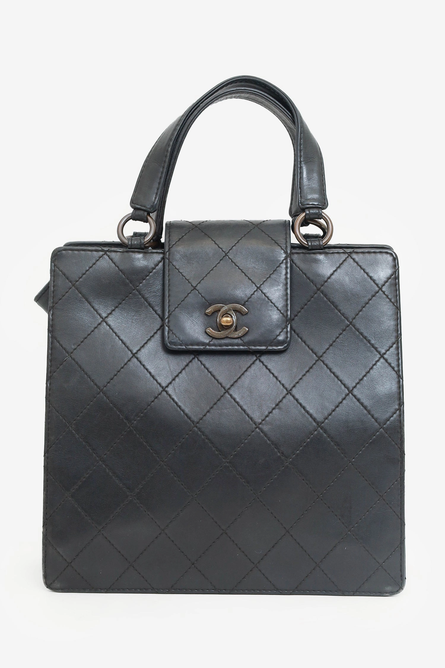 Pre-Loved Chanel? 1996-97 Black Leather Matelasse Coco Mark Tote