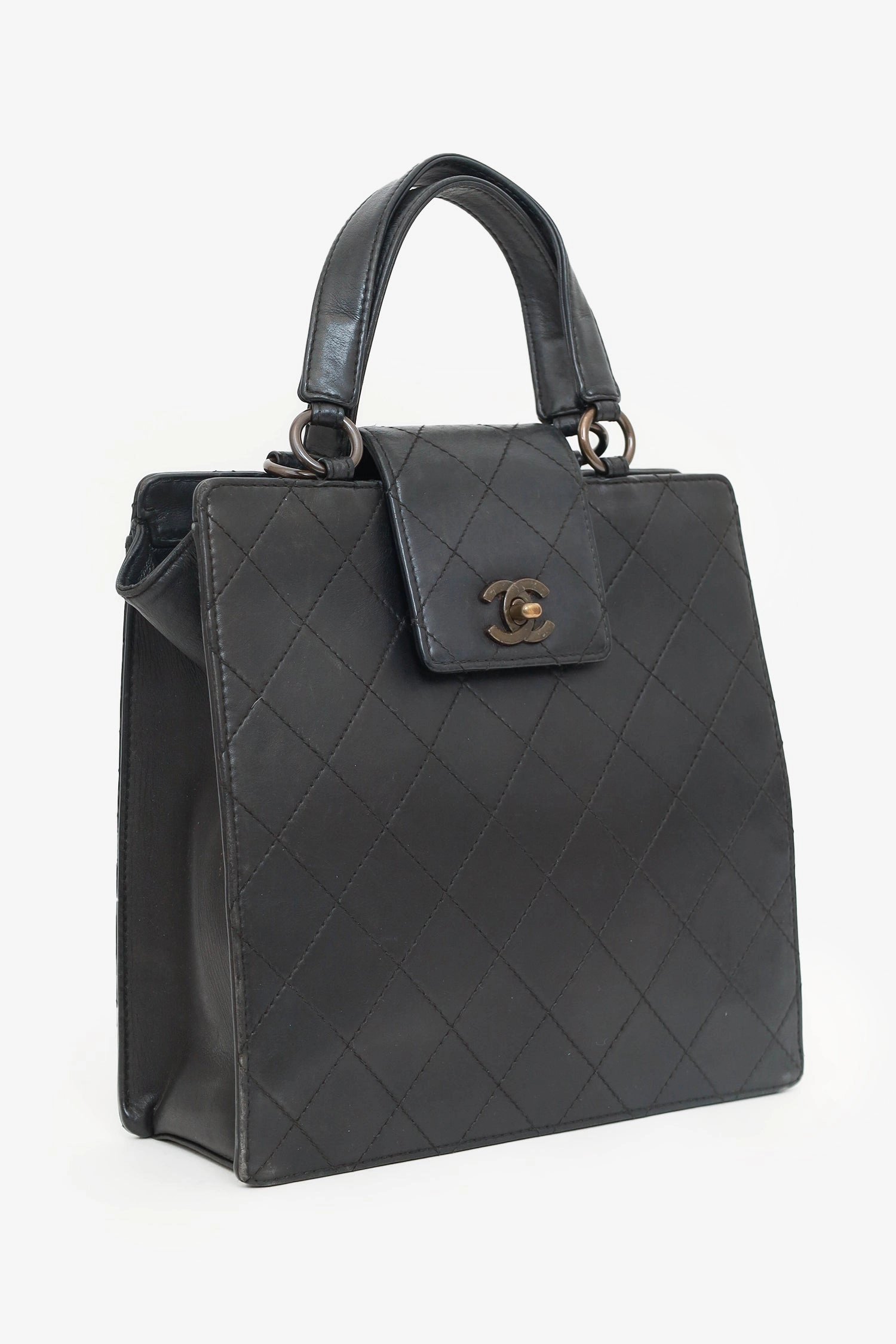 Pre-Loved Chanel? 1996-97 Black Leather Matelasse Coco Mark Tote