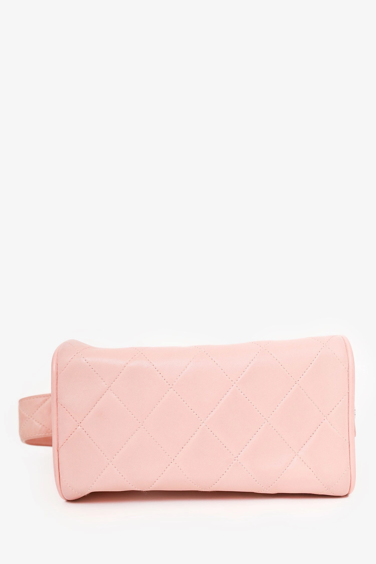 Pre-Loved Chanel? 1996-97 Pink Quilted Lambskin Vanity Box