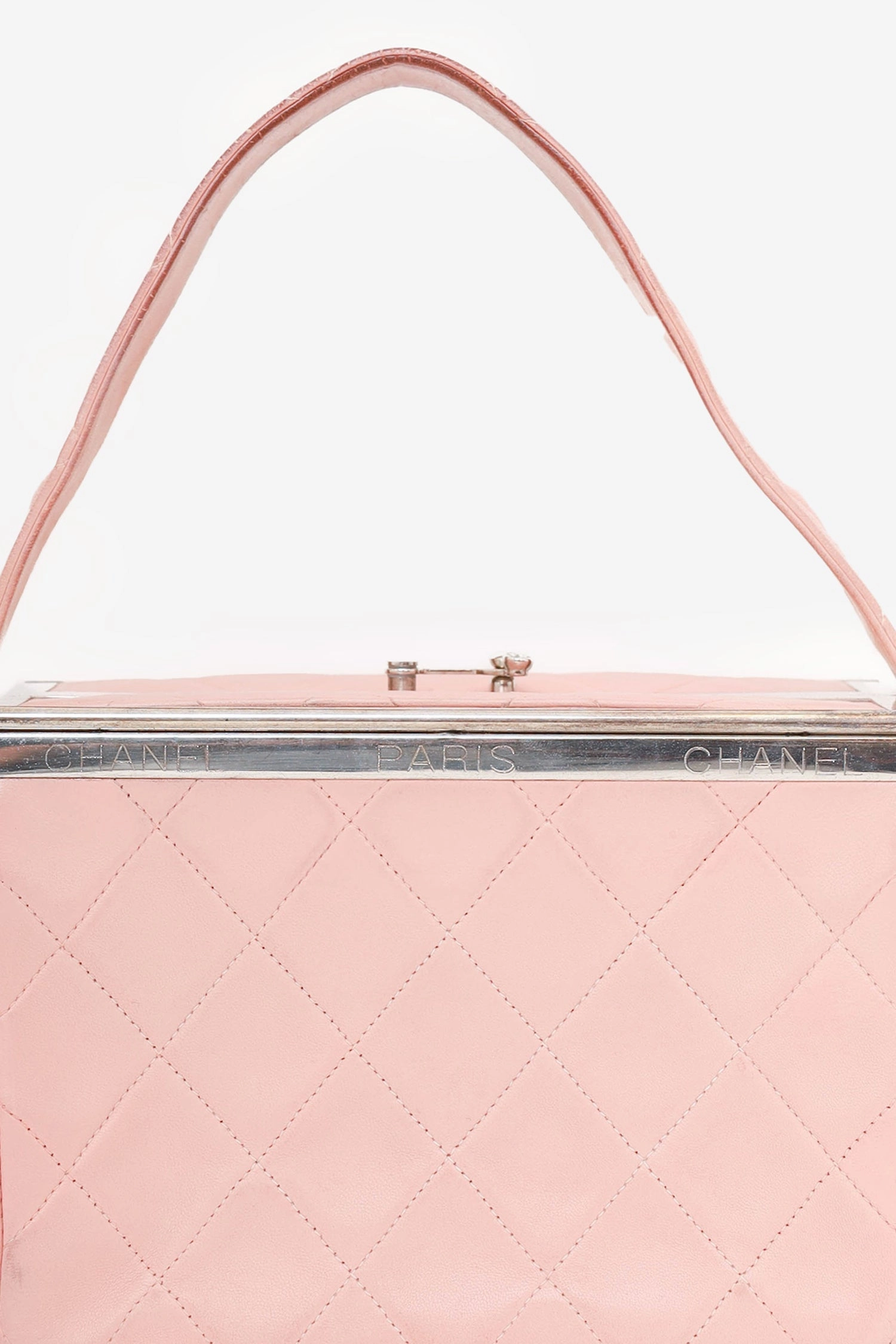 Pre-Loved Chanel? 1996-97 Pink Quilted Lambskin Vanity Box