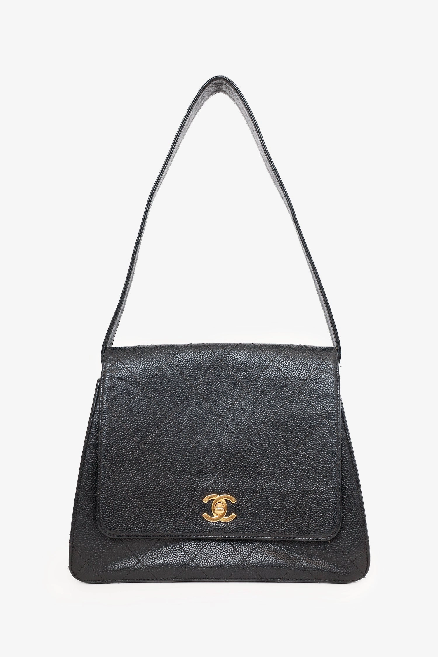 Pre-Loved Chanel? 1997-99 Black Caviar CC Turn Lock Flap Bag