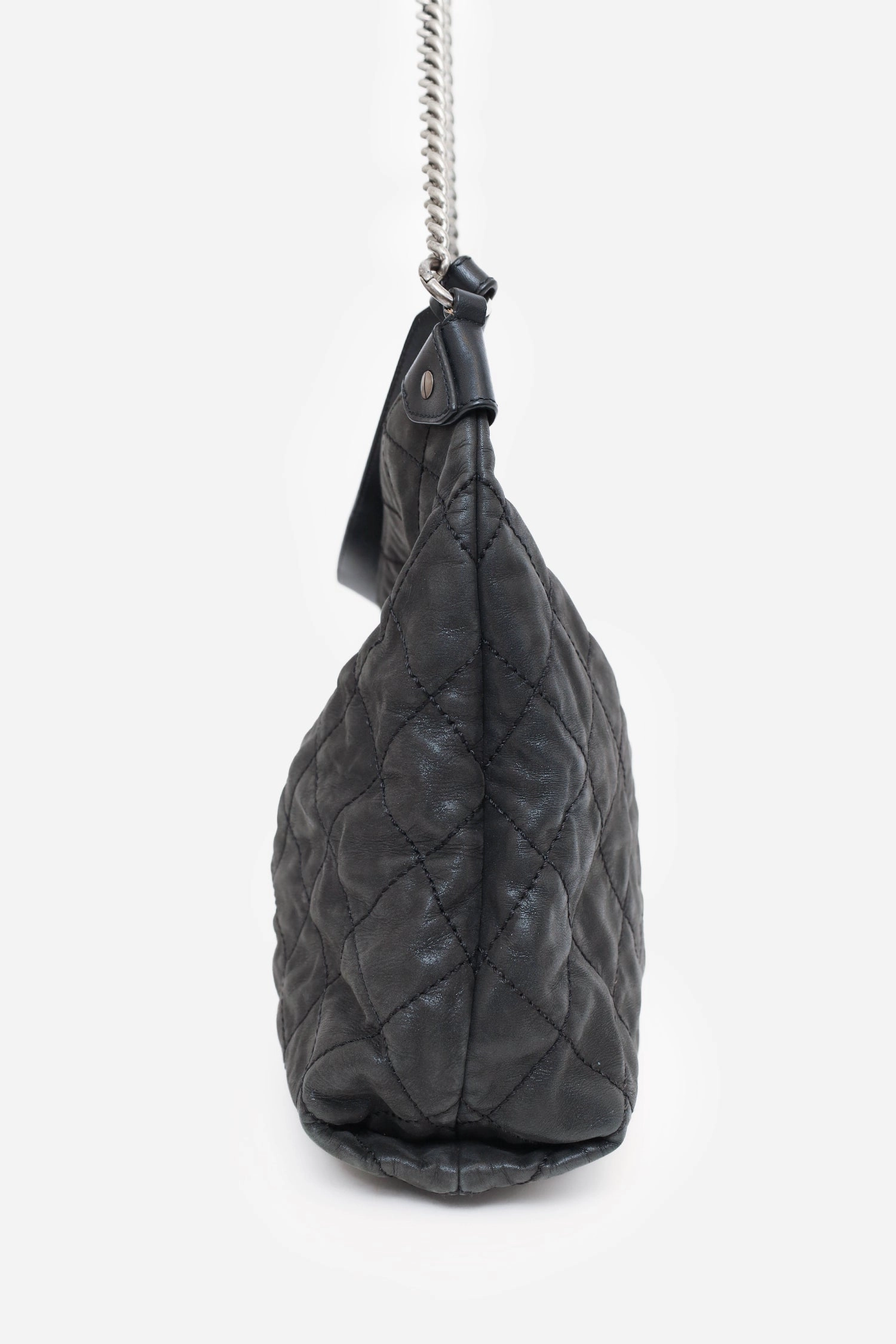 Pre-Loved Chanel? 2012 Black Irridescent Leather Coco Daily Hobo Shoulder Bag