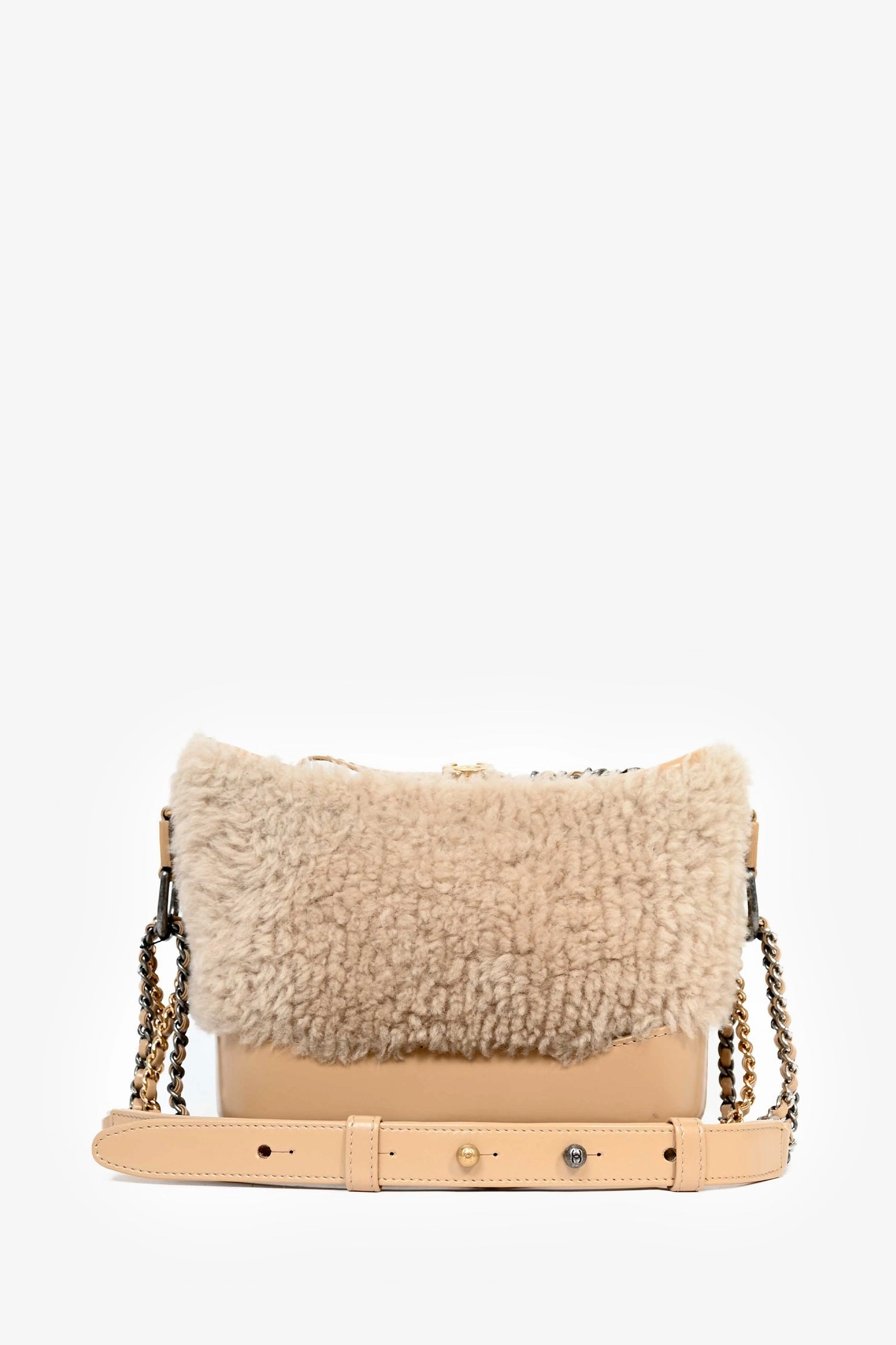 Pre-Loved Chanel? 2017-18 Beige Shearling/Leather Small Gabrielle Crossbody