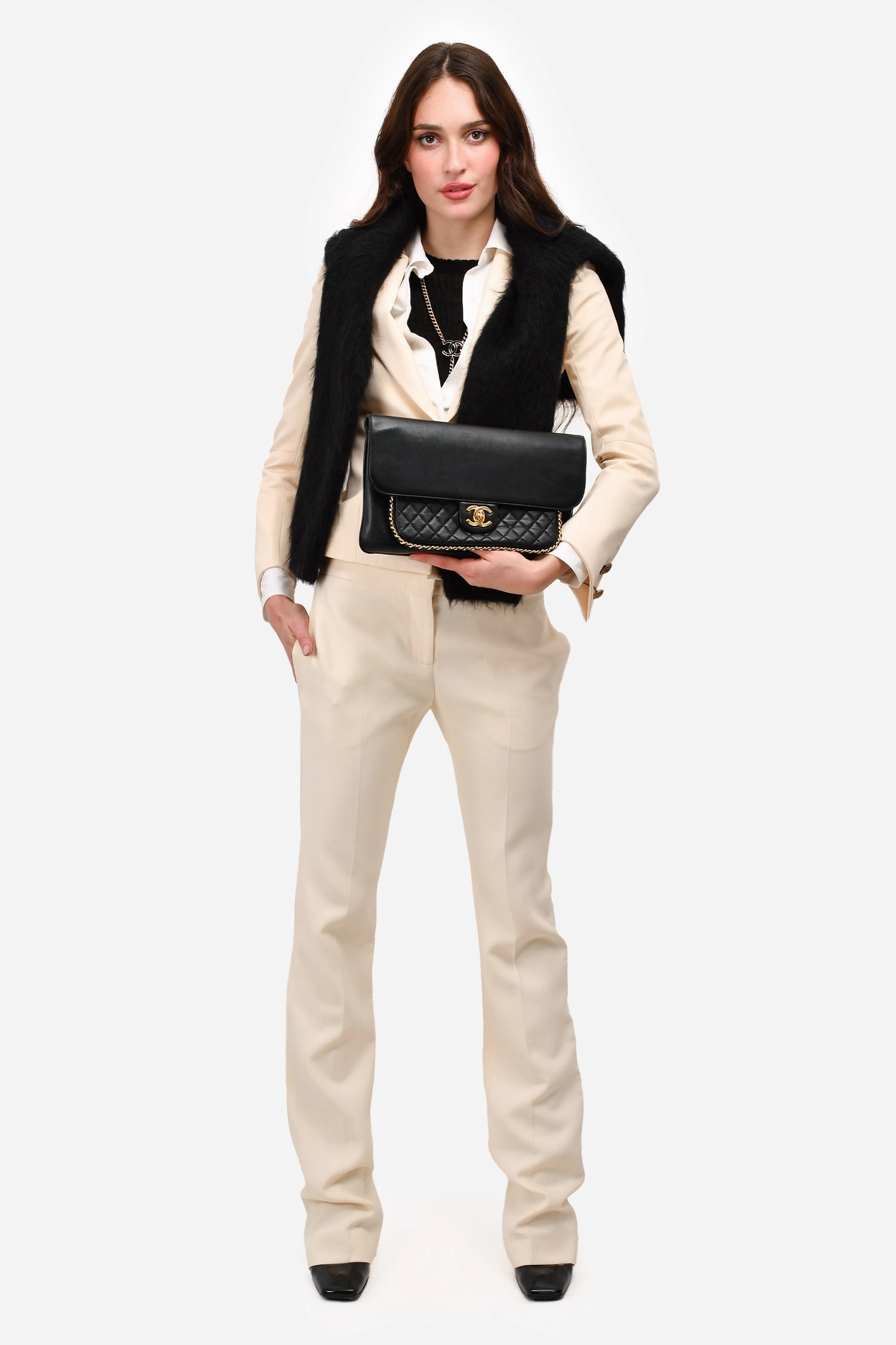 Pre-Loved Chanel? 2017/18 Black Lambskin 'Unchained' CC Clutch
