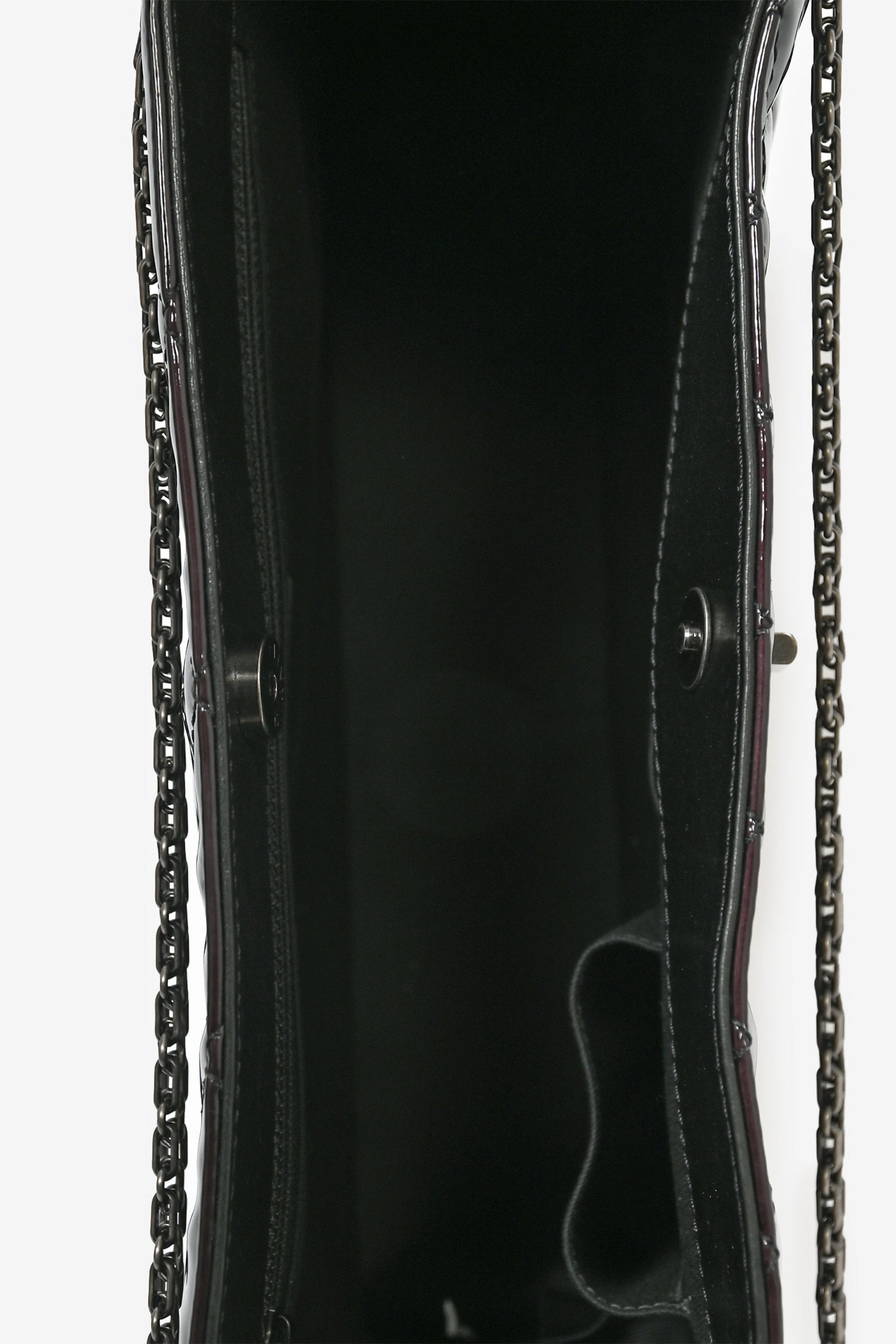 Pre-Loved Chanel?  2011/12 Black Patent Quilted Leather 2.55 Reissue Tote Bag