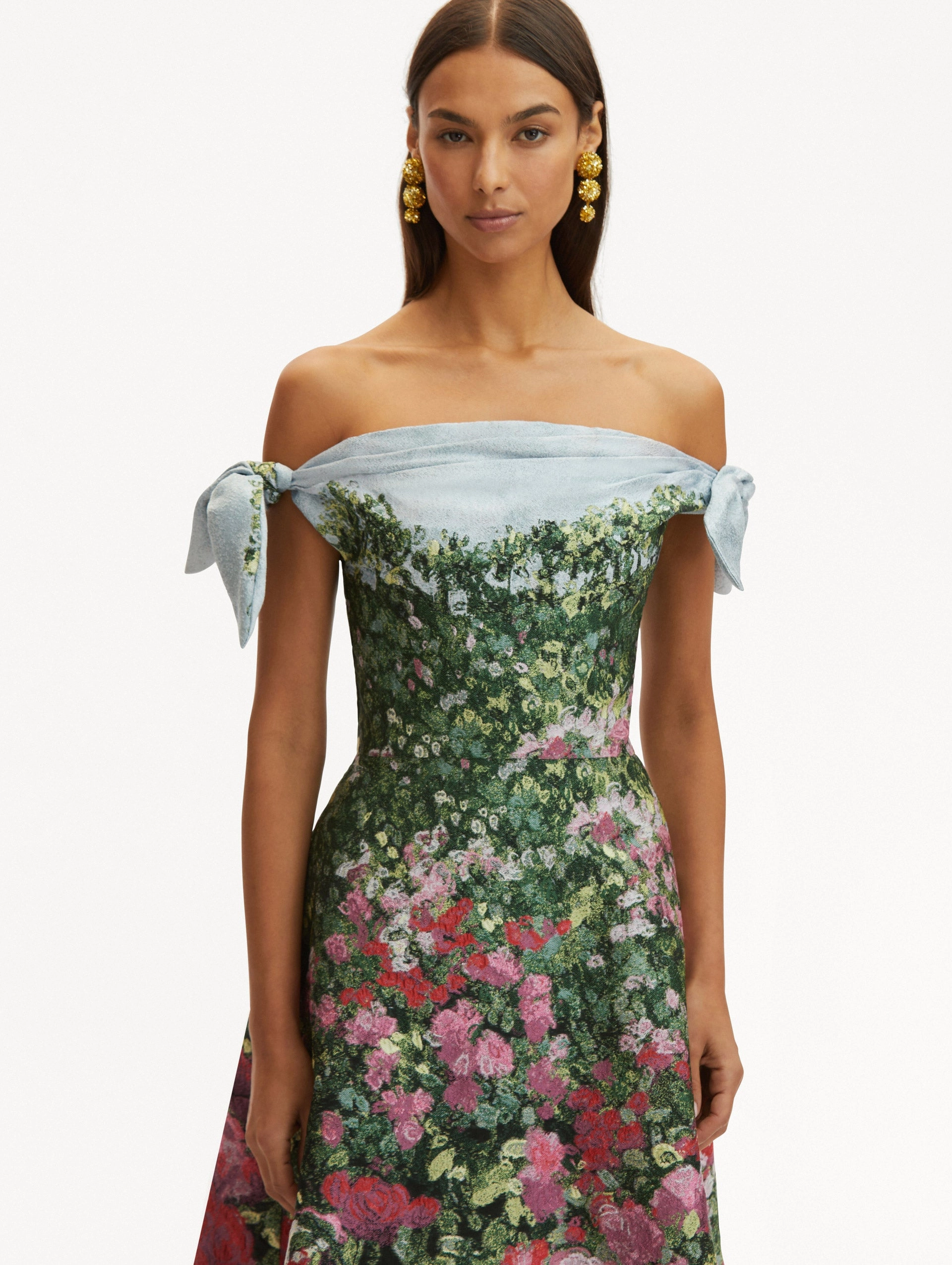 Rose Field Fil Coup?? Gown