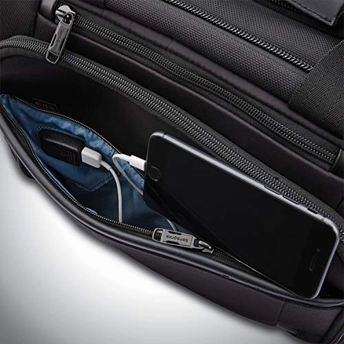 Samsonite Pro Slim Messenger, Black, 15.6-Inch
