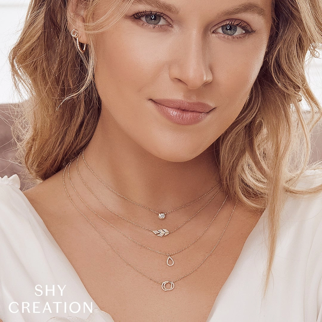 Shy Creation 0.07Ct Diamond Love Knot Circle Necklace SC55009638